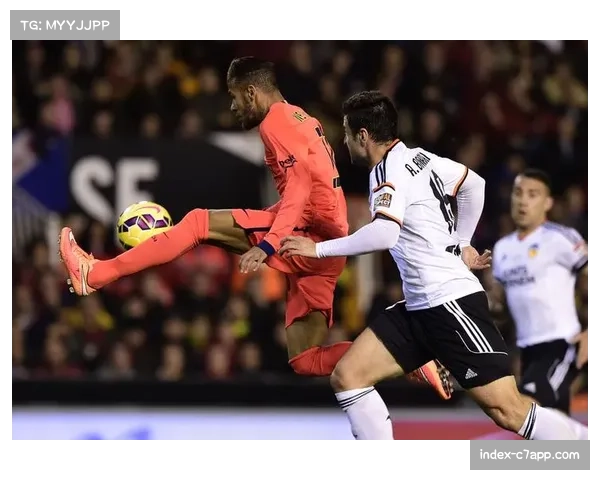 巴伦西亚伤病管理：科佩特踝关节扭伤恢复进度决定复出时间